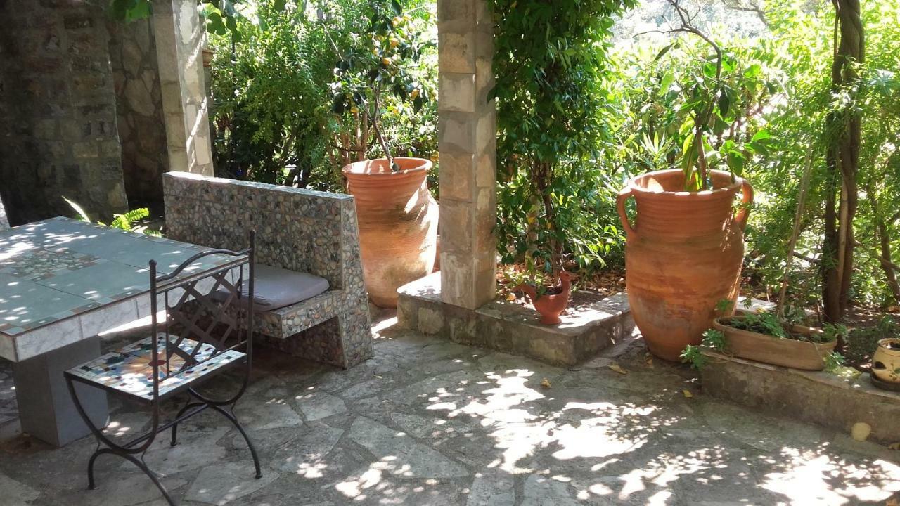 Sea-Side Old Stone Villa With A Private Garden Budva Ngoại thất bức ảnh